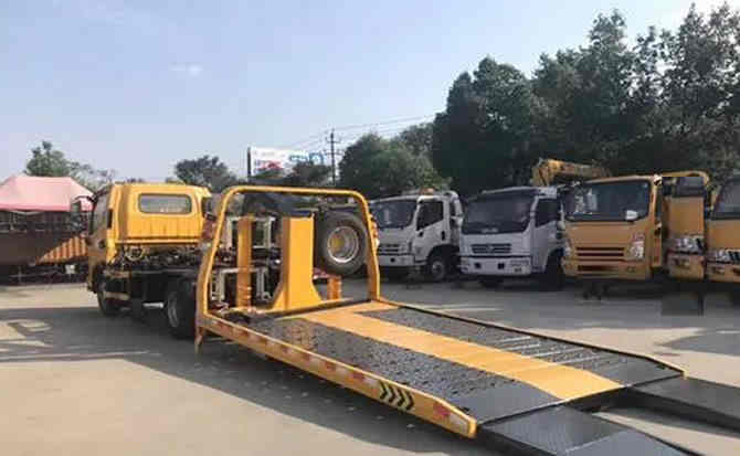 仲巴汽车中途维修案例